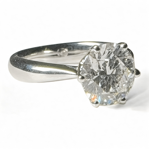 2ct Diamond Ring in 18K White Gold